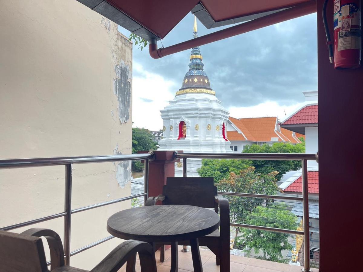 Baan Chinnakarn Chiang Mai Extérieur photo