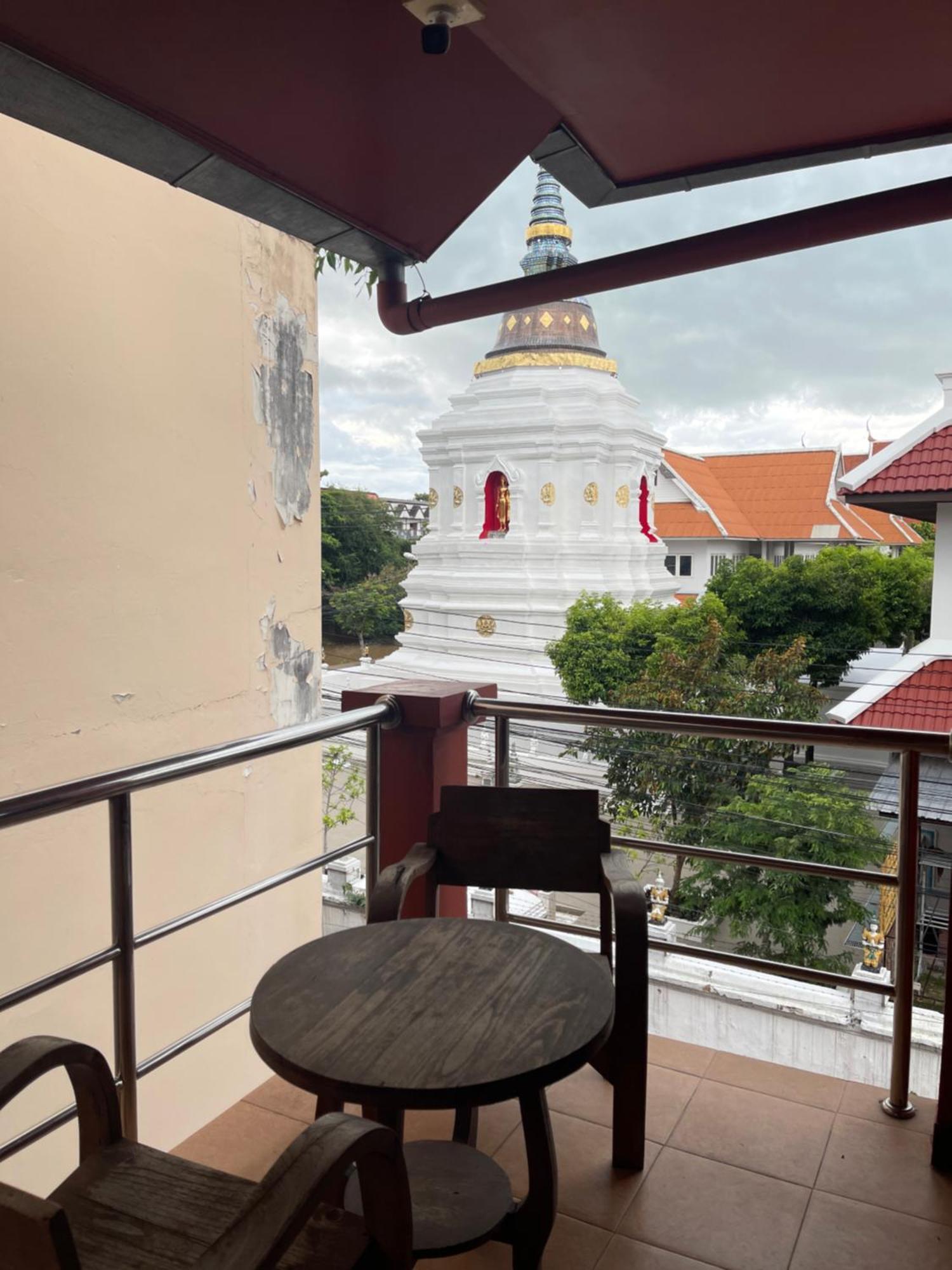 Baan Chinnakarn Chiang Mai Extérieur photo
